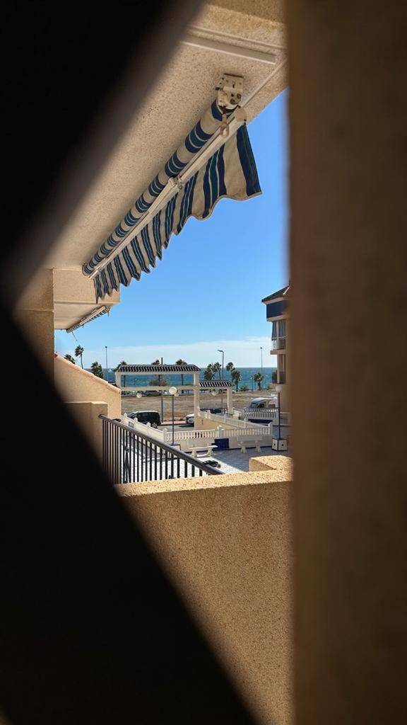 Playa De Los Naufragos Cozy Apartment With Pool Torrevieja Dış mekan fotoğraf